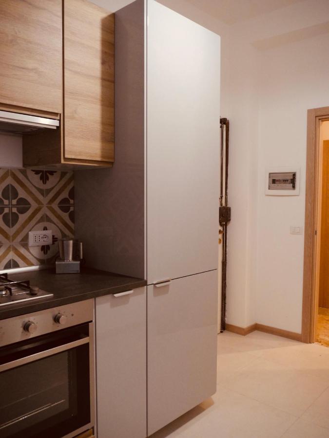Casa Ling -Ac - Parking-2Bathrooms Como Buitenkant foto